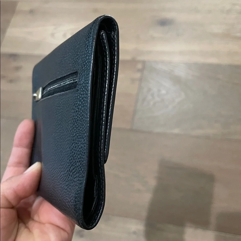 CHANEL Caviar Black Trifold Wallet